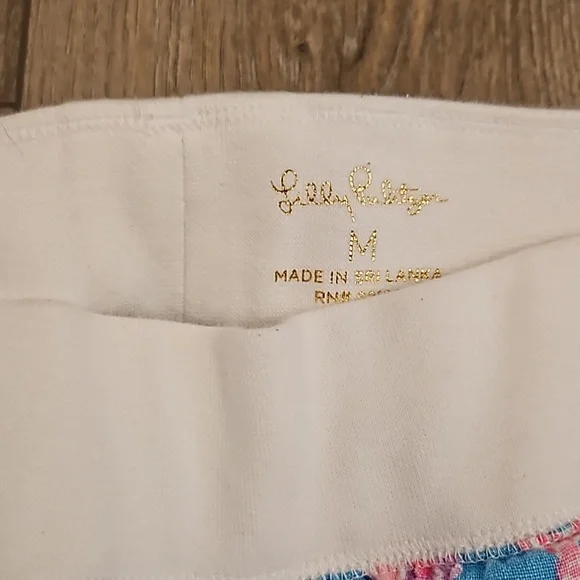 EUC Lily Pulitzer "The Beach pant" 2 pair - Picture 4 of 14